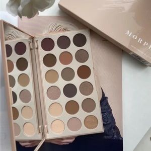 Morphe 18T Truth or Bare Eyeshadow
